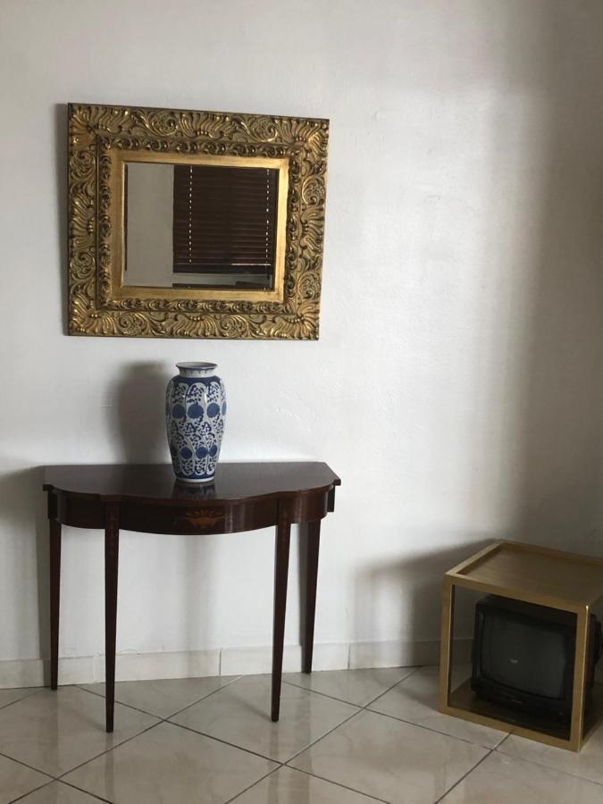 Private Suite Next To Calle Ocho Miami Esterno foto