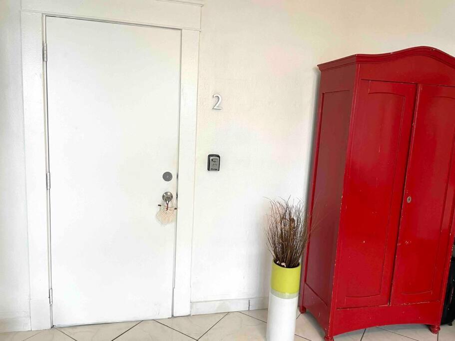 Private Suite Next To Calle Ocho Miami Esterno foto